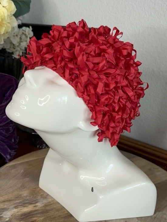 Joseph Magnin Red Ribbon Hat Ruffled Loop Mid Century Couture Cocktail Hat main image 9